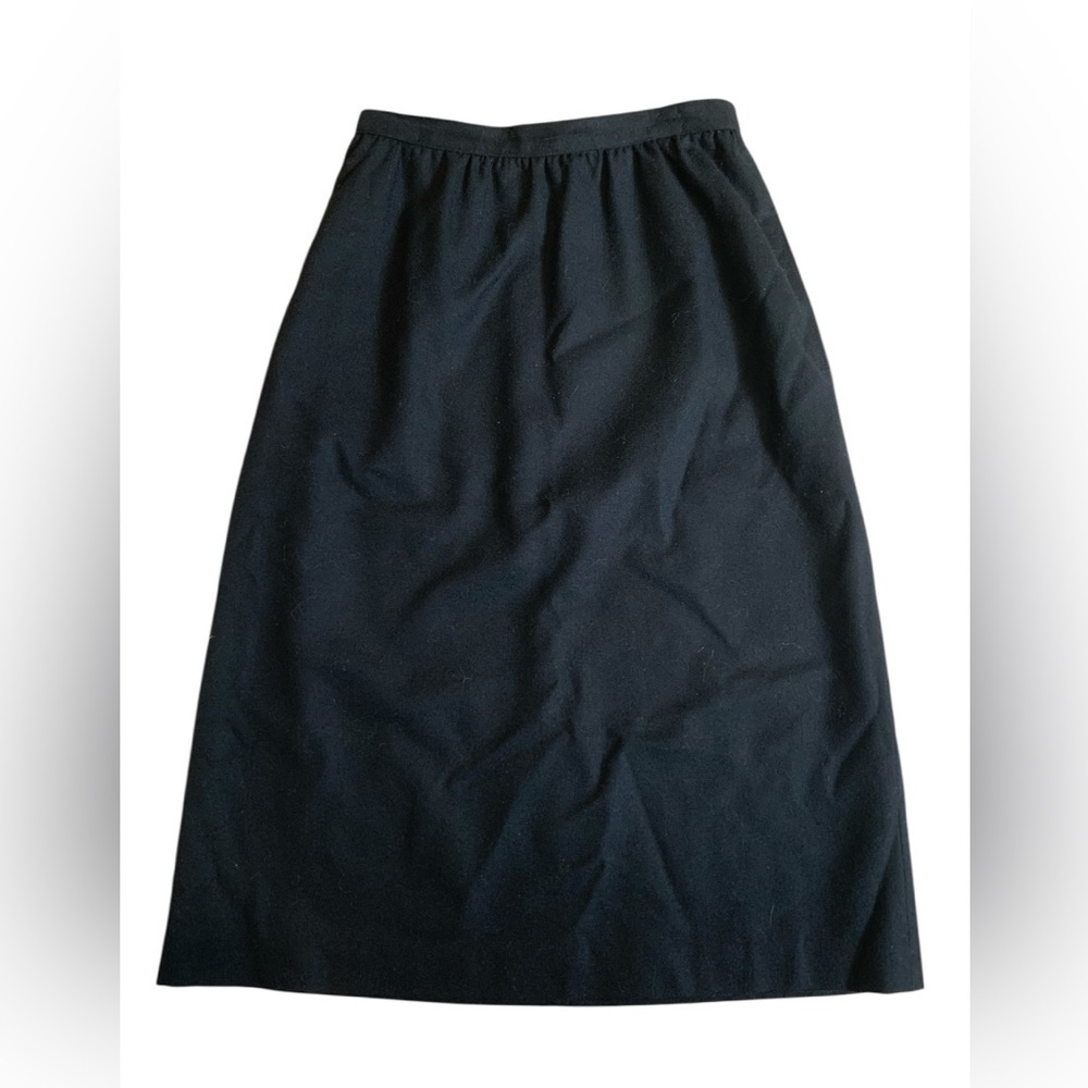 Vintage 70s/80s Black 100% Wool Midi Skirt A-Line Made in Taiwan, Size 6/7